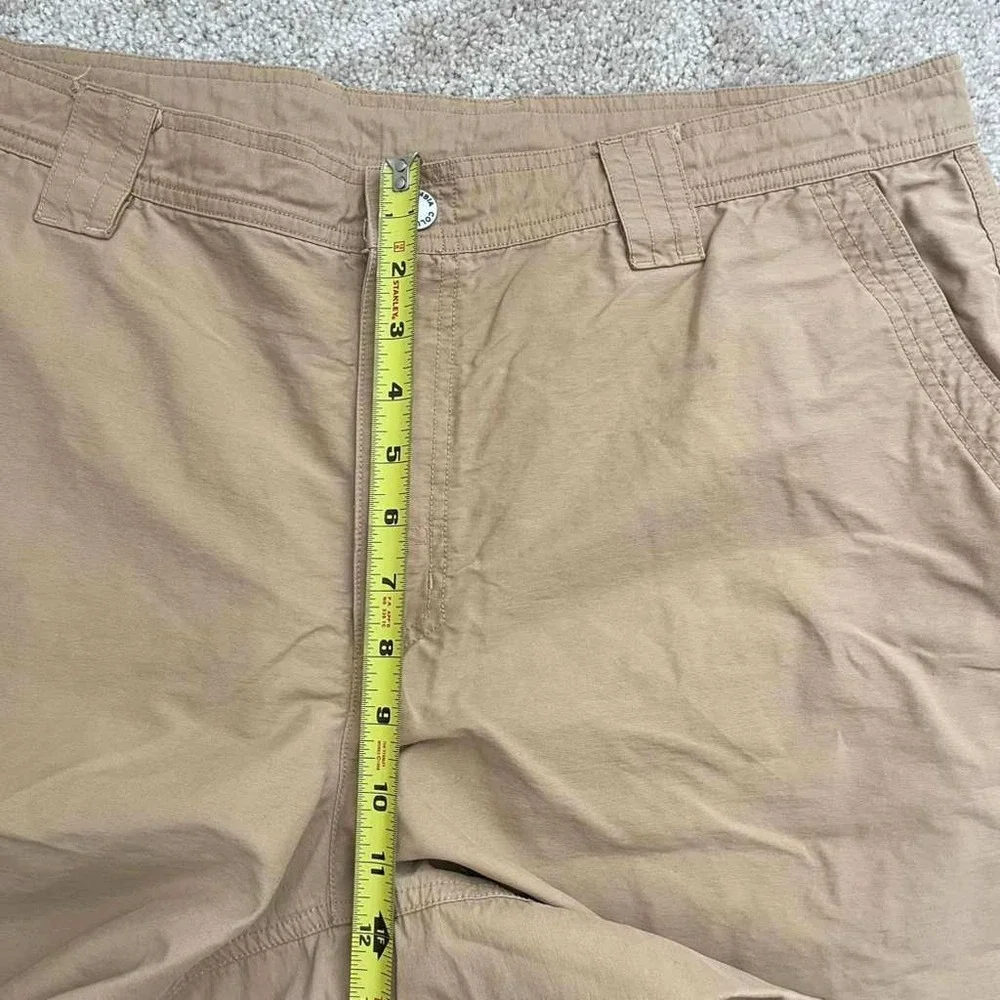 Columbia Mens‎ Tan Khaki Cargo Hiking Shorts Size 40 AM4081 Omni-Shade 10 Inseam